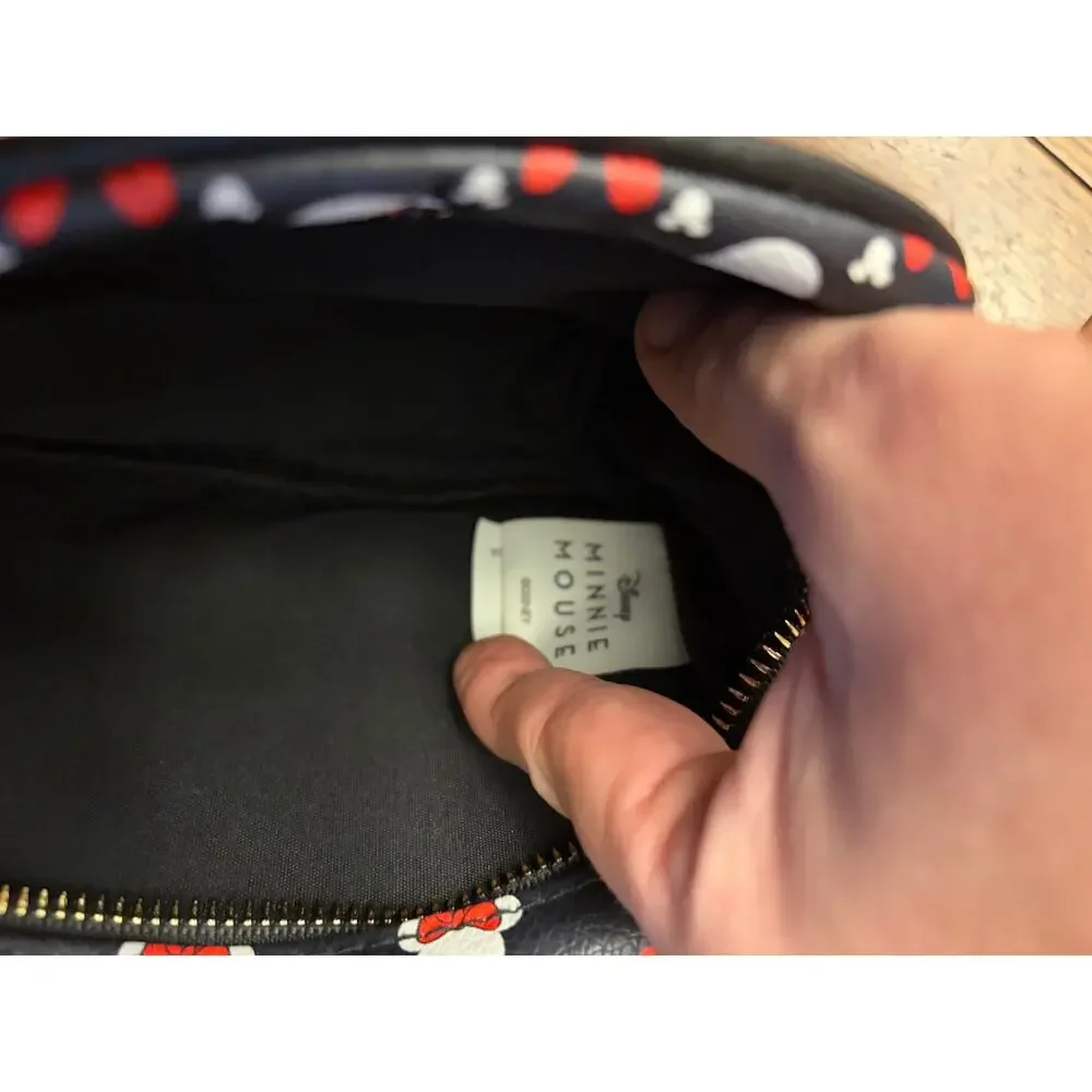 Disney Minnie Mouse Camera Crossbody Bag Black Red Bow Print Chain Strap Purse